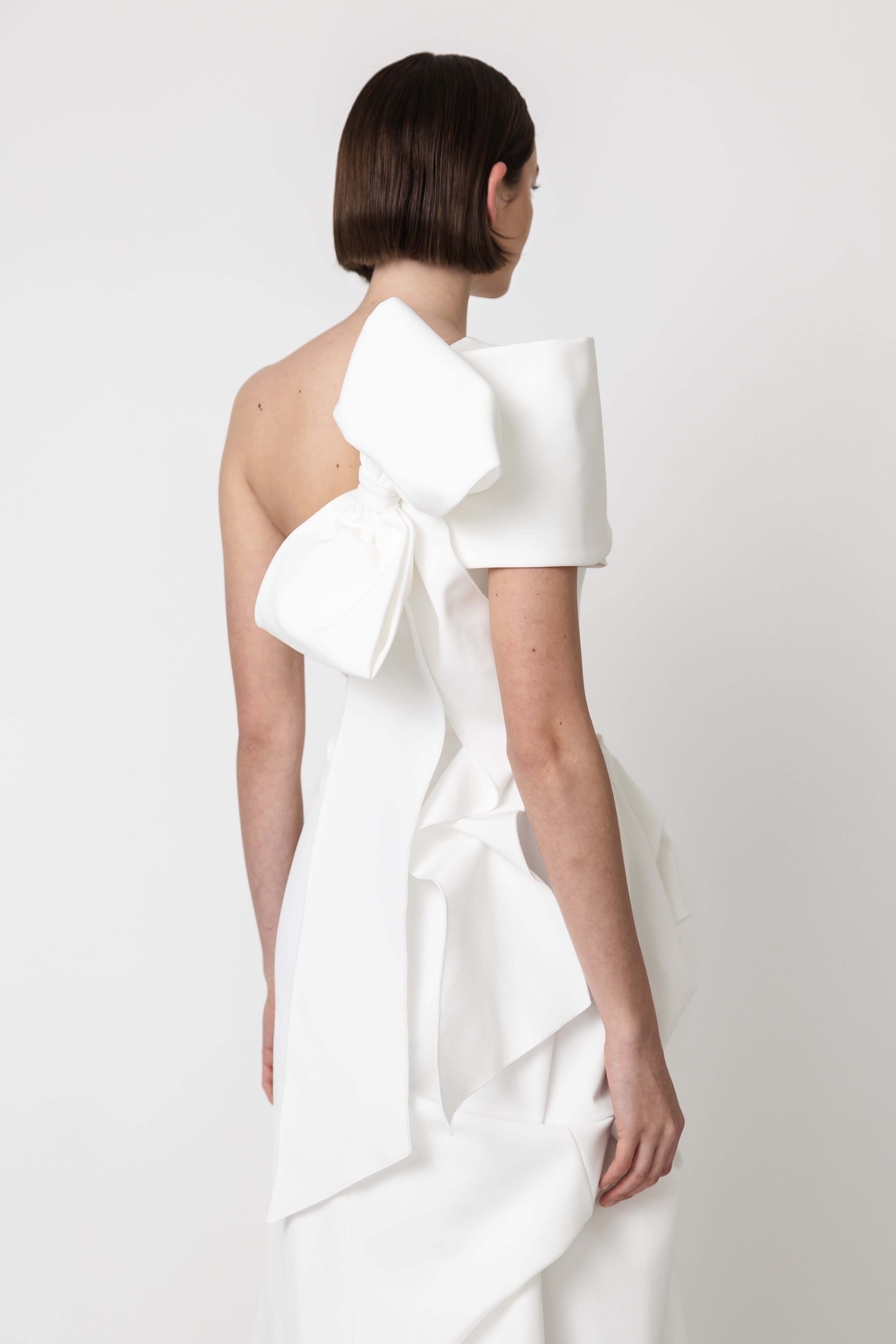 WHITE SCULPTURED GOWN