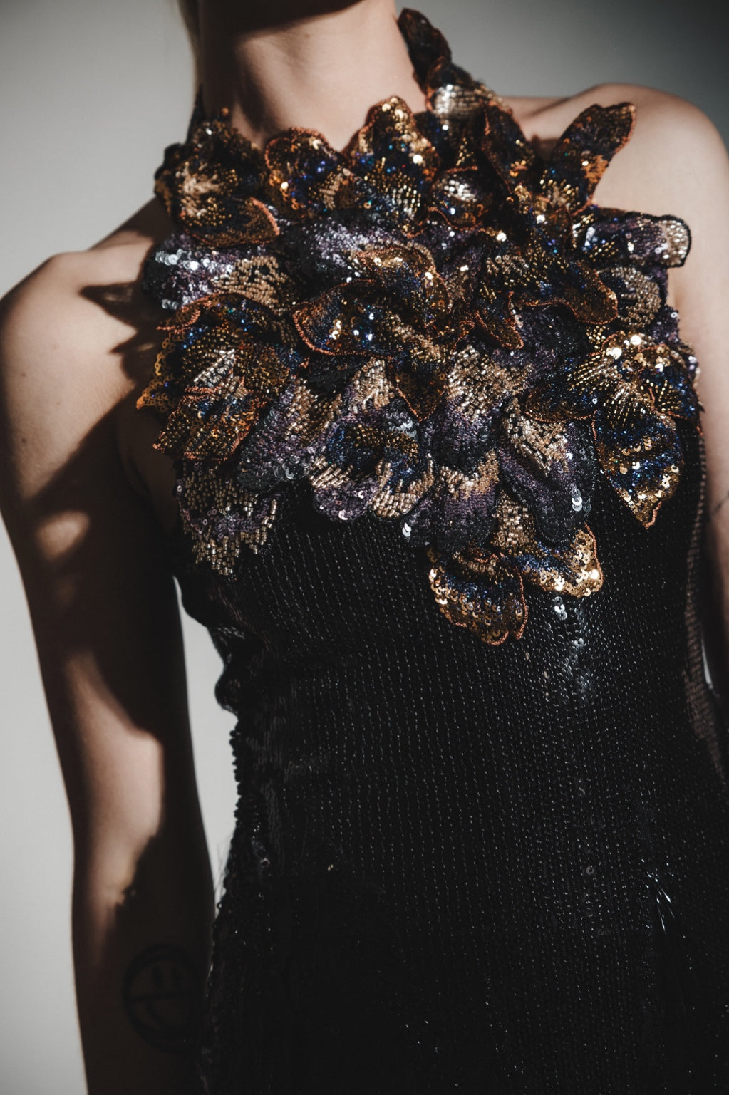 FLEUR NOIRE GOWN