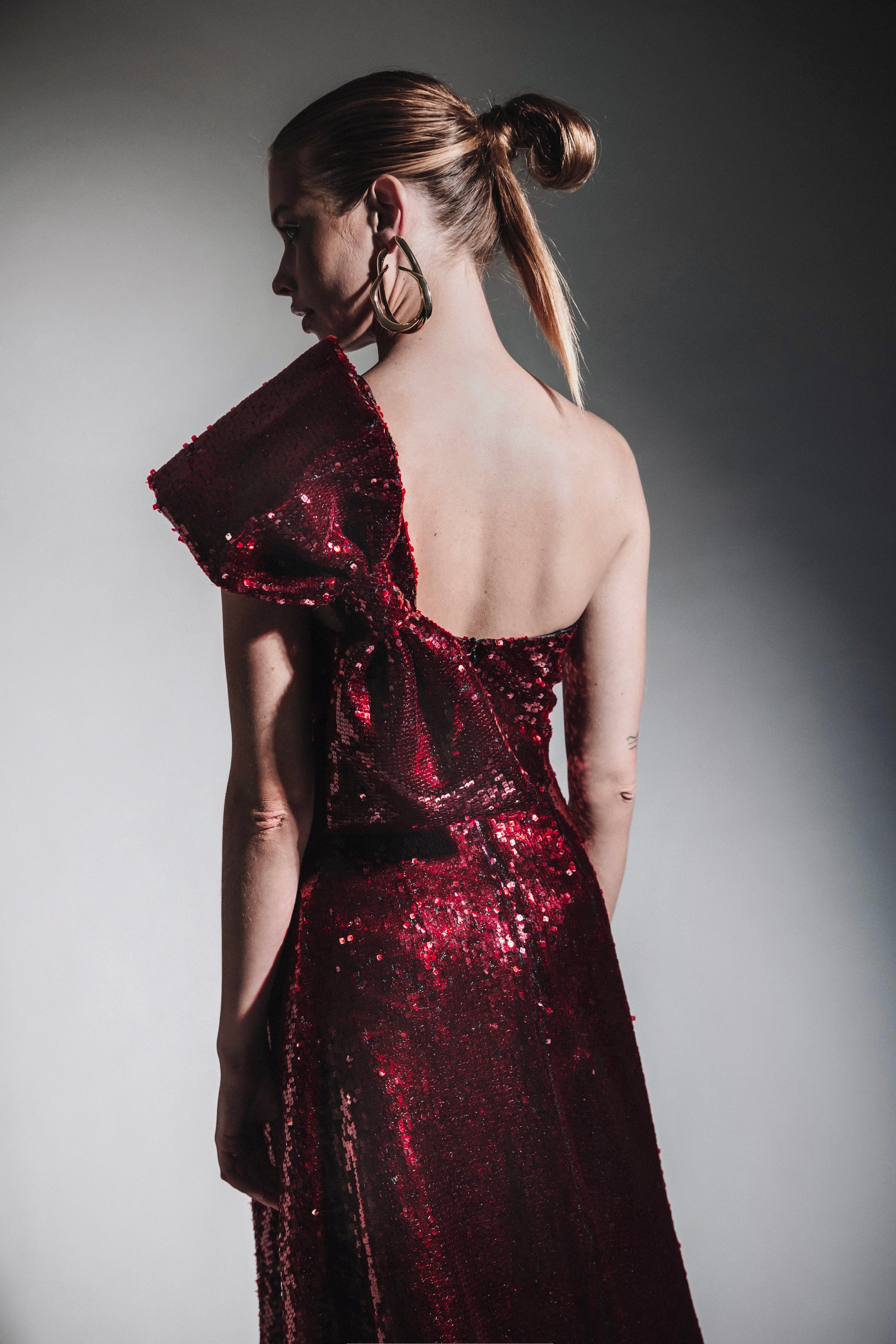 RUBY SEQUIN DRAP  GOWN