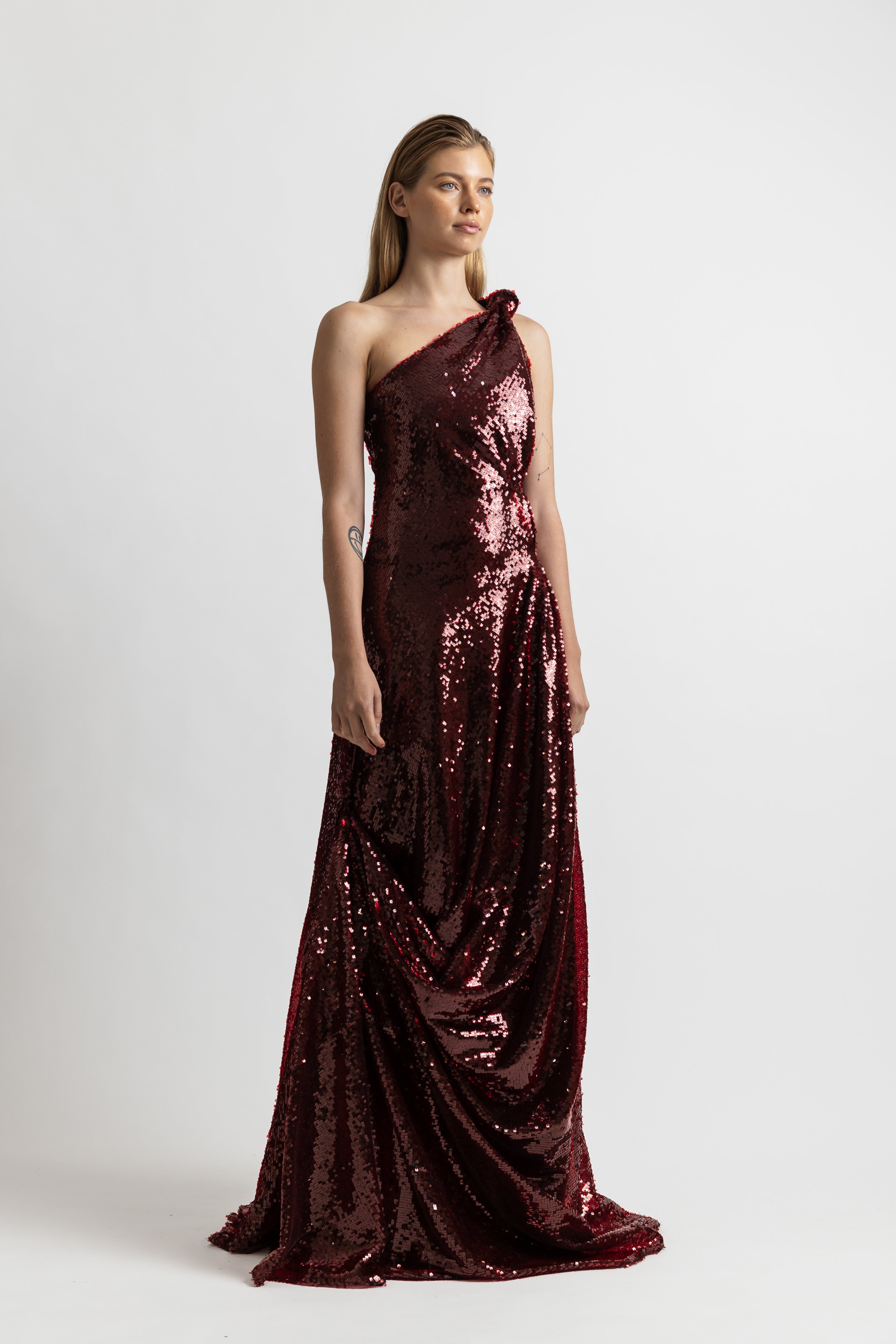 RUBY SEQUIN DRAP  GOWN