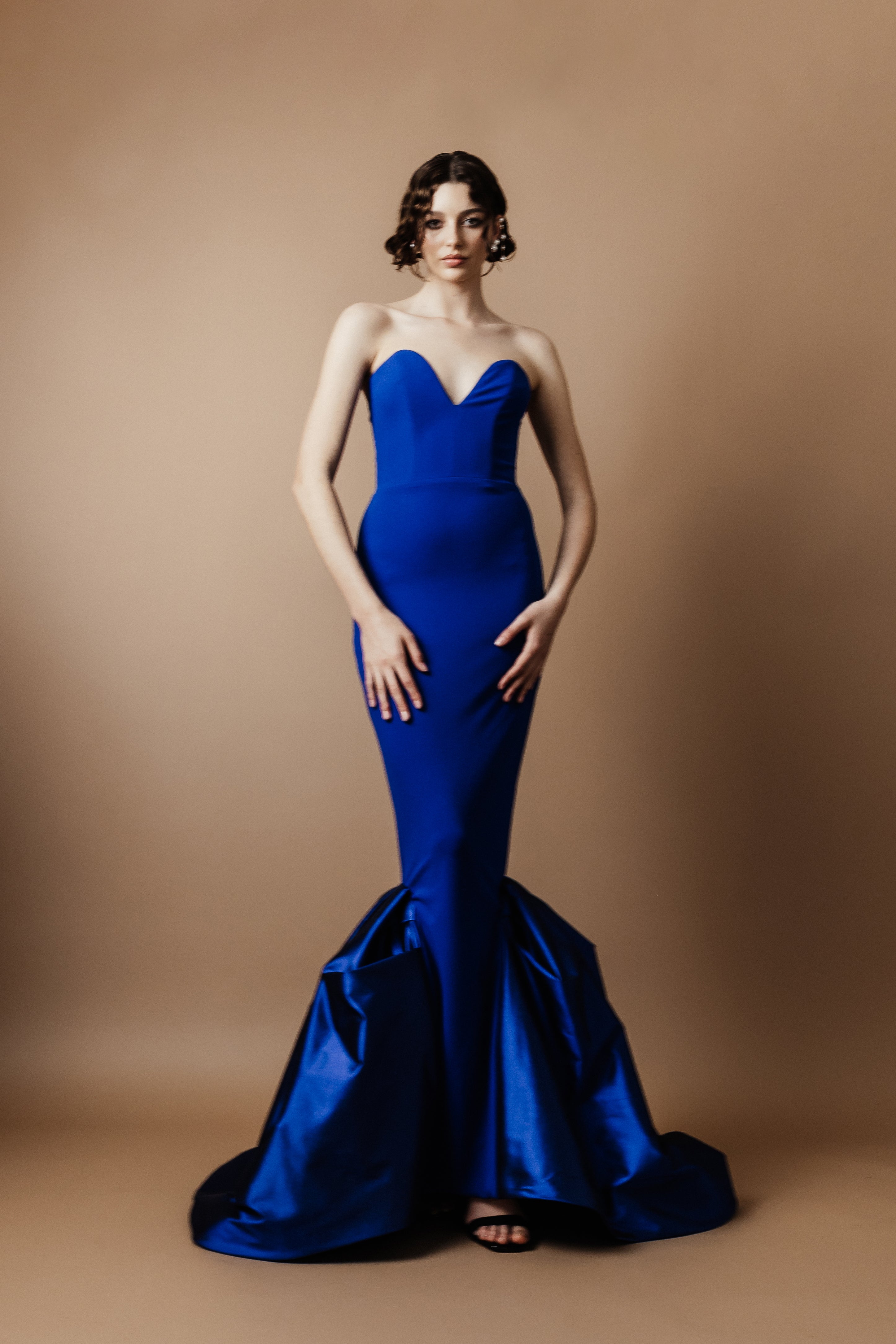 BLUE STRAPLESS MERMAID GOWN