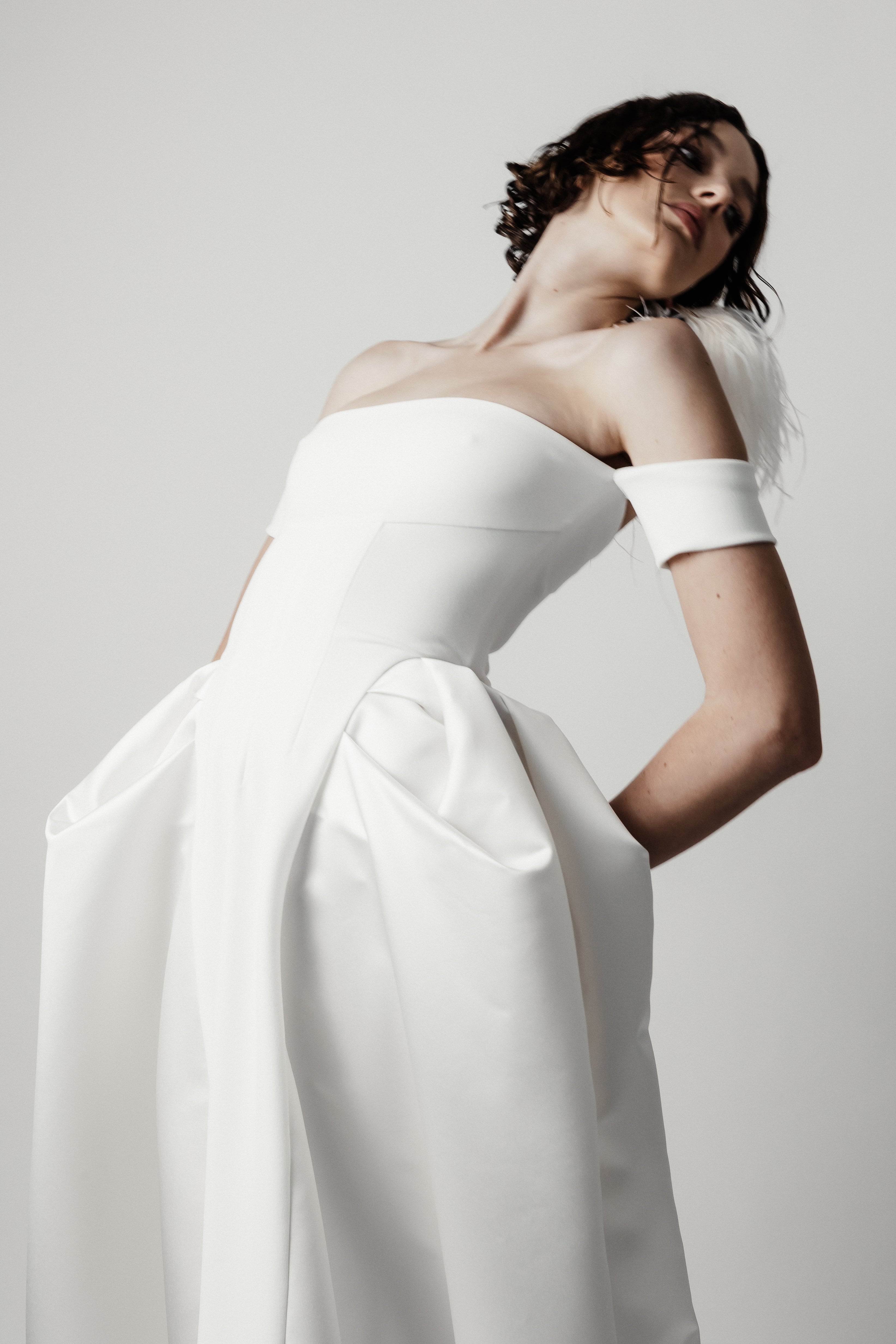 STRAPLESS DOME DRESS