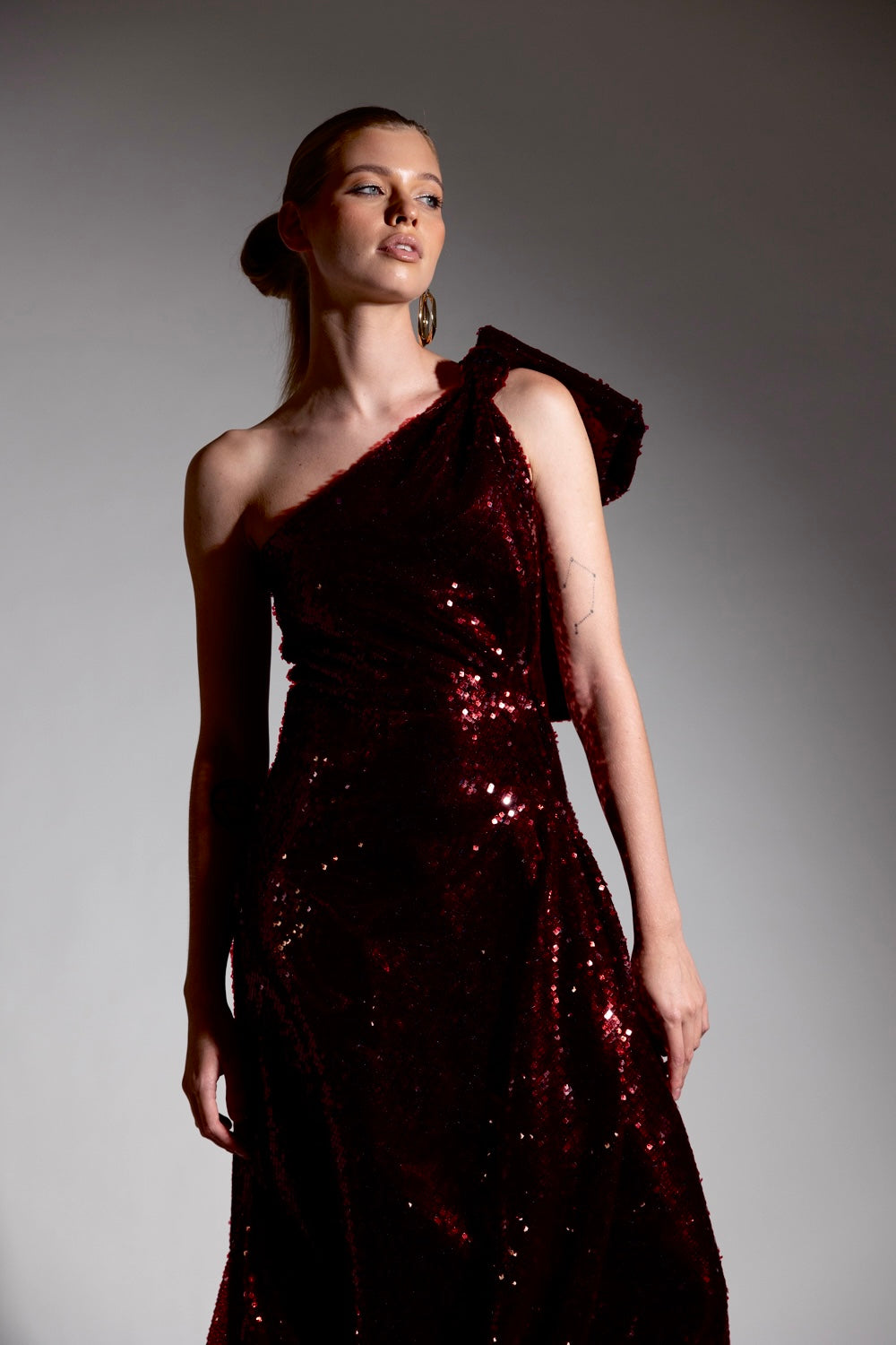 RUBY SEQUIN DRAP  GOWN