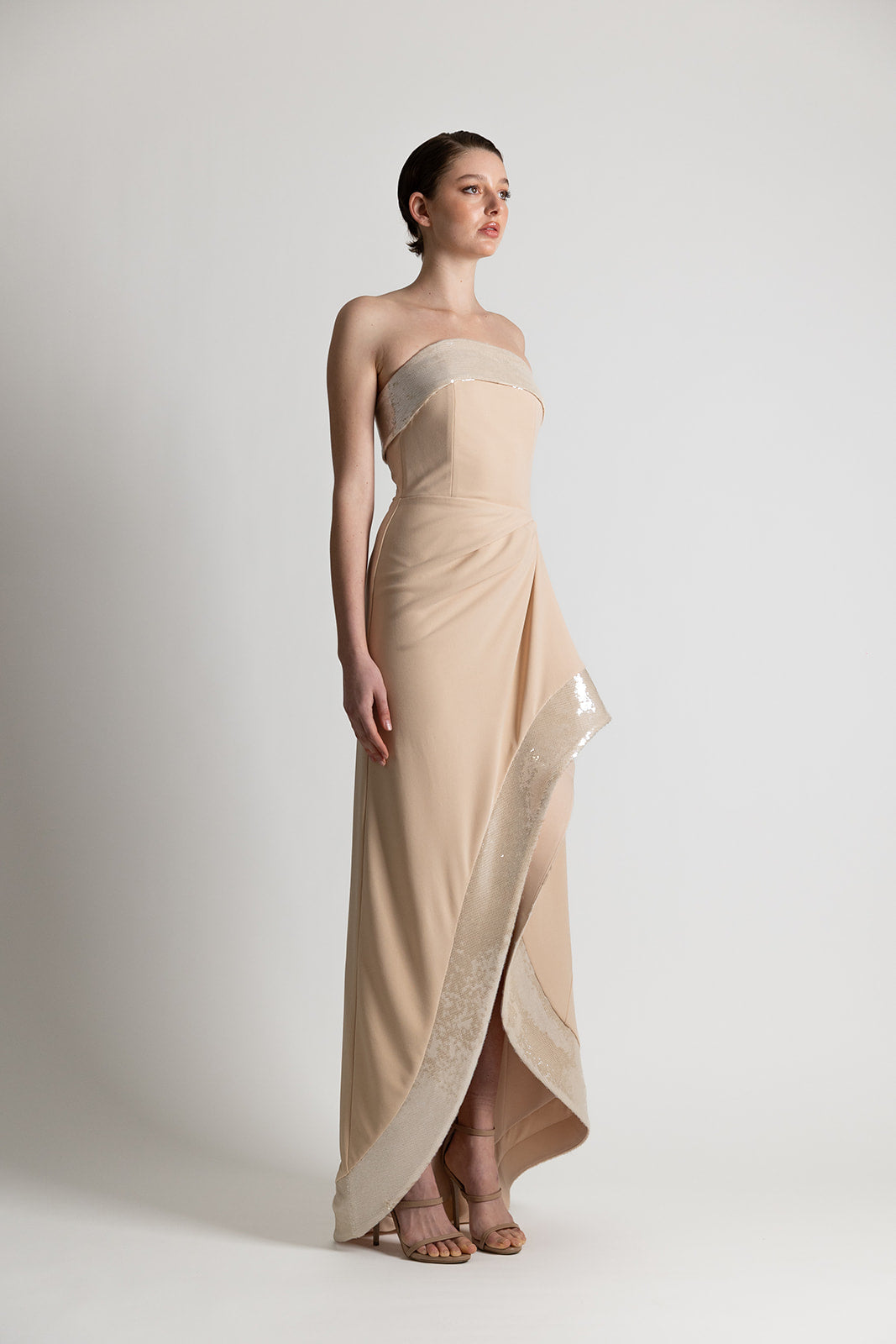 STRAPLESS ASY SEQUIN DRESS NUDE