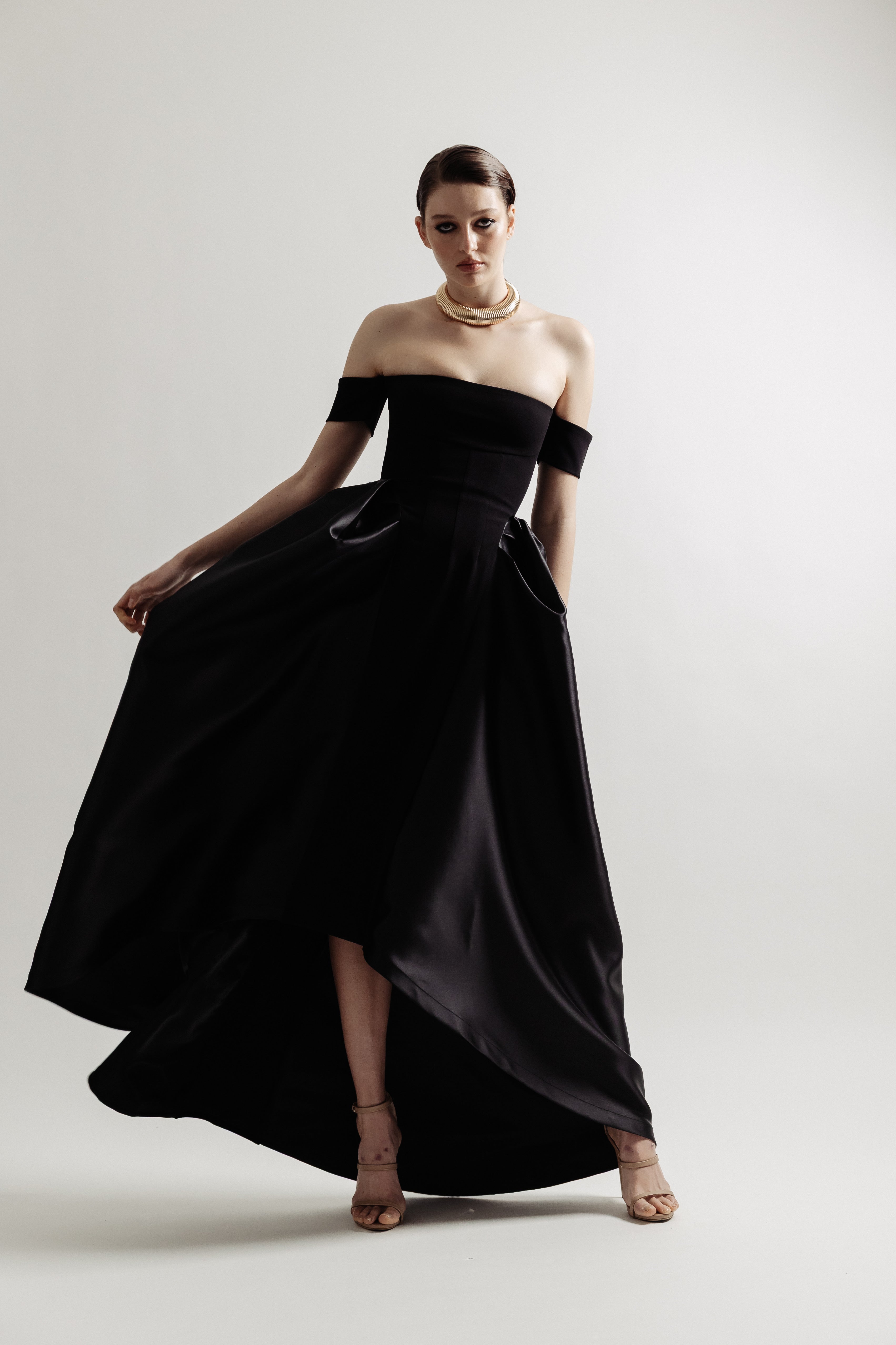 STRAPLESS DOME DRESS BLACK