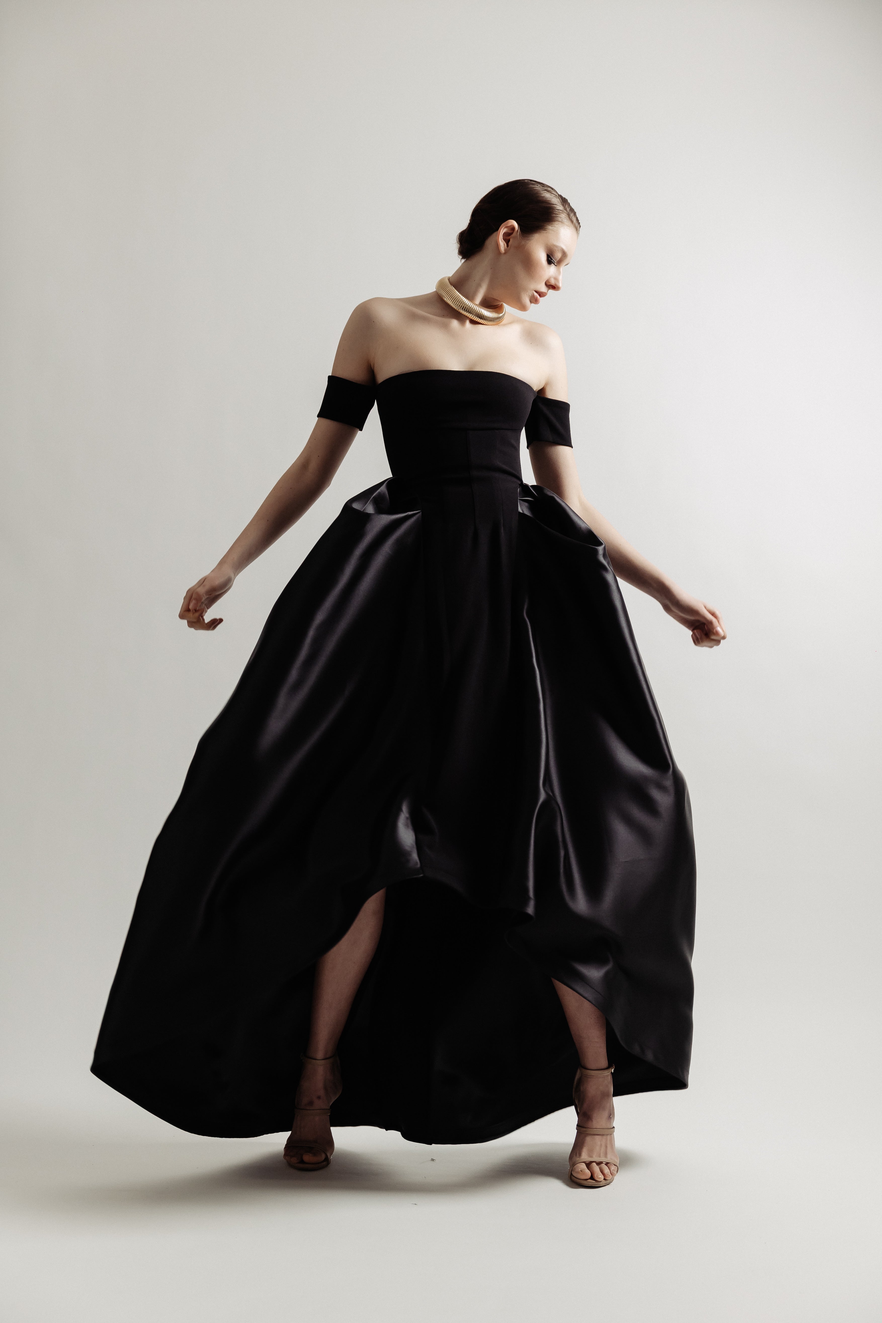 STRAPLESS DOME DRESS BLACK